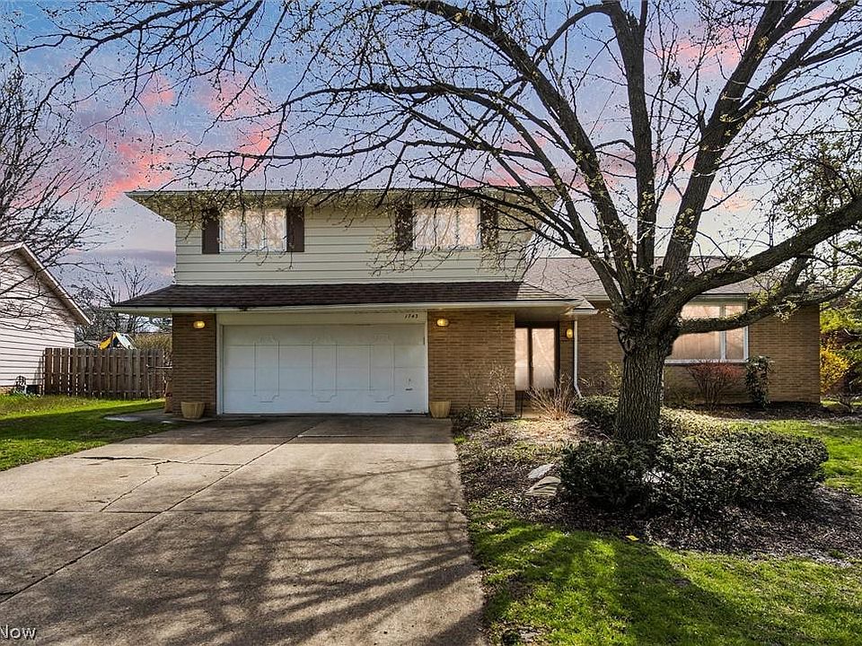 1st image of 1743 Larkspur Dr