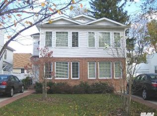 66 Sagamore Hill Dr, Port Washington, NY 11050