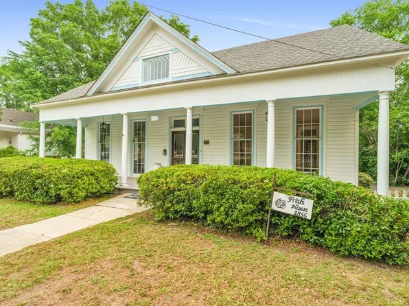 140 Myrtle St W, Magnolia, MS 39652