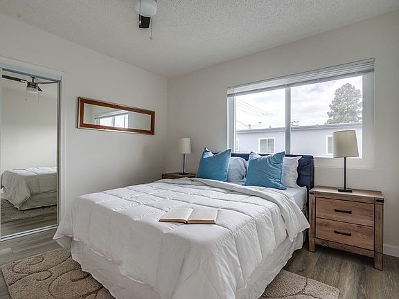 5th image of 1080 E Market St #7