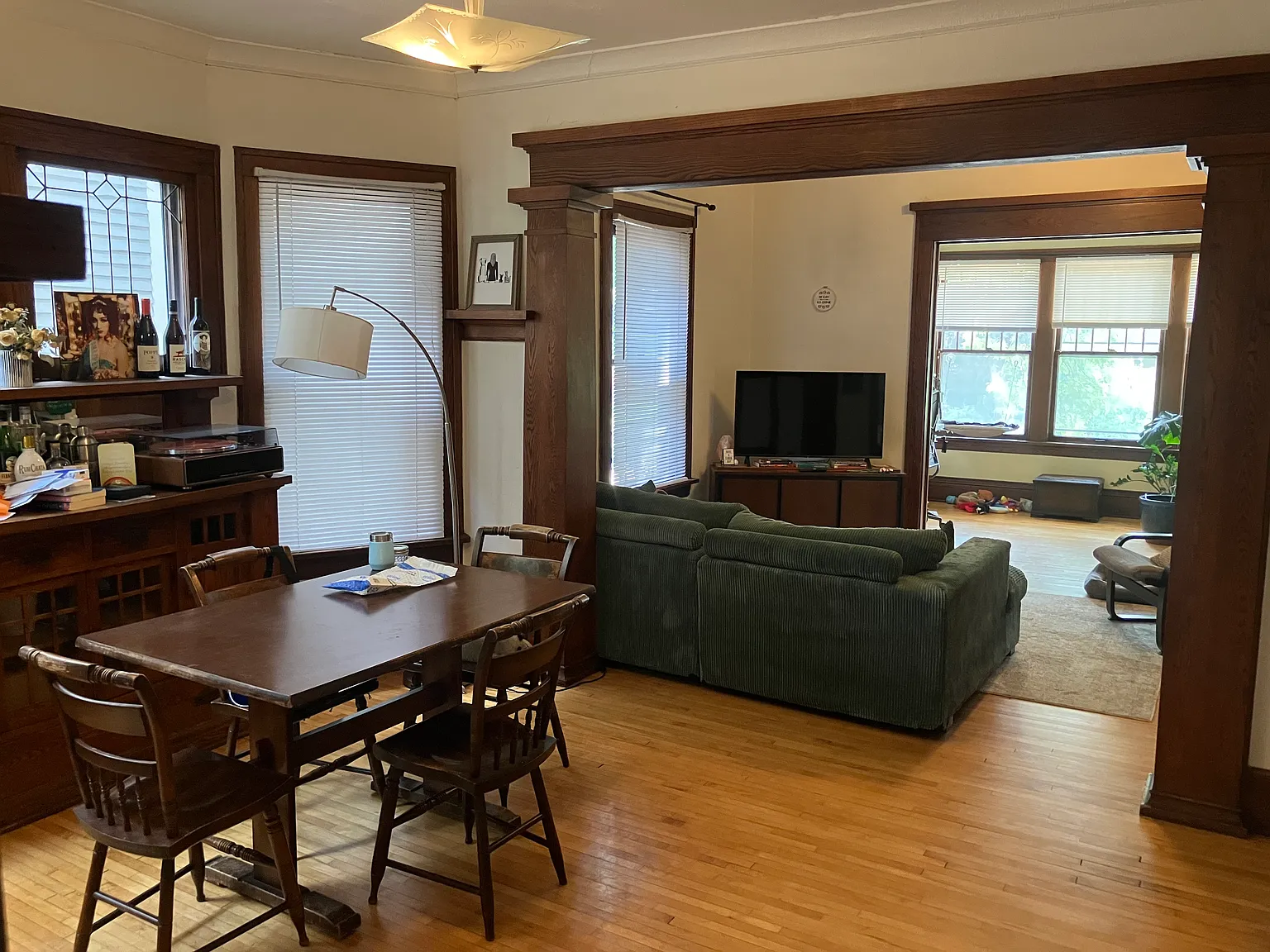 2 bed, 1000 sqft, $1,650 — Photo 2