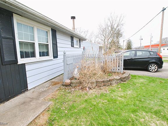 4th image of 41629 Northwood St