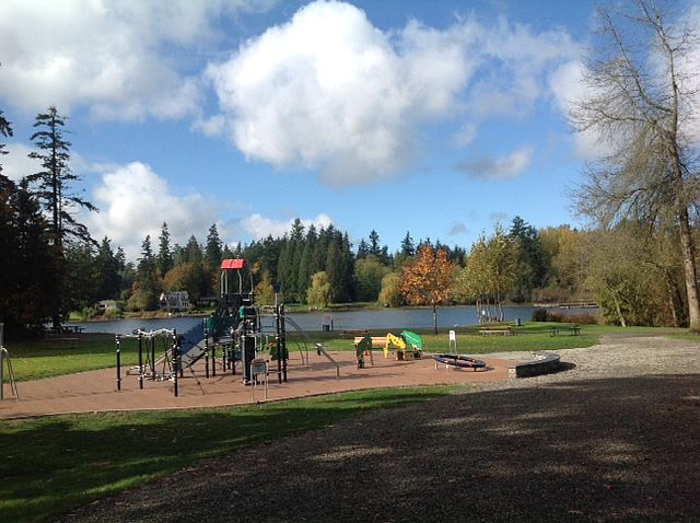 5 Mile Lake Pk Across Street