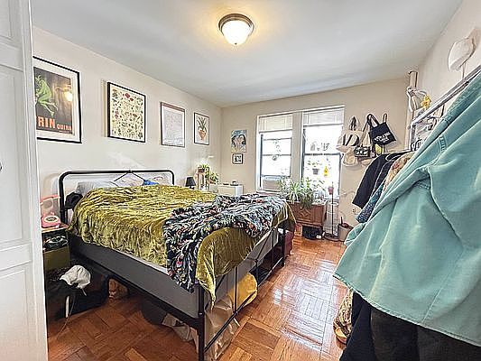 4th image of 708 Ocean Ave #2E