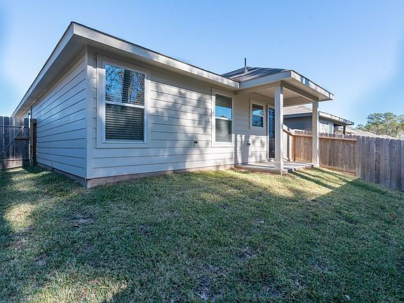 5th image of 421 N Meadows Dr