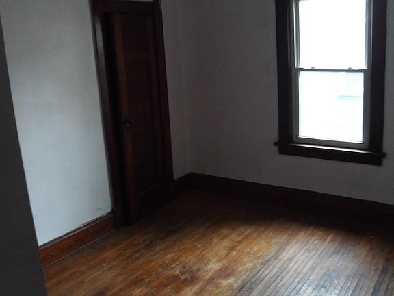 5th image of 1517 Lincoln Ave