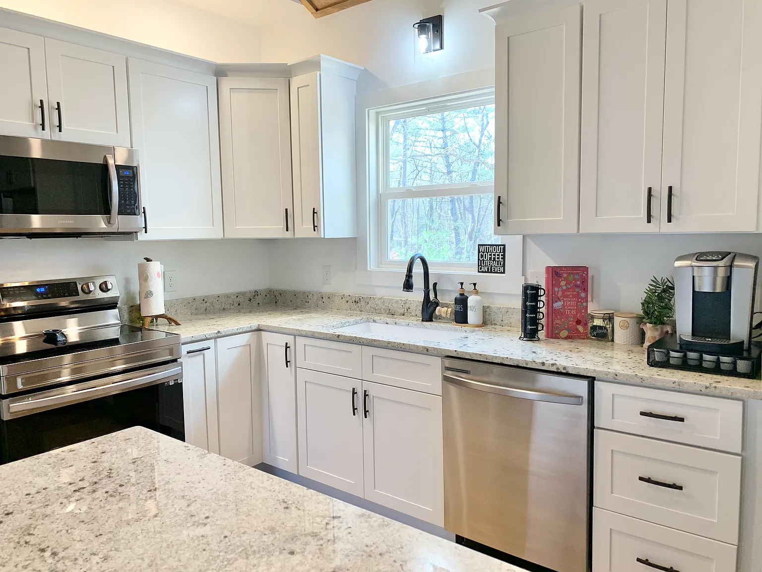 110 Acadia Dr — Photo 4