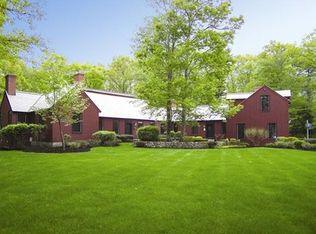 240 Candlestick Rd, North Andover, MA 01845