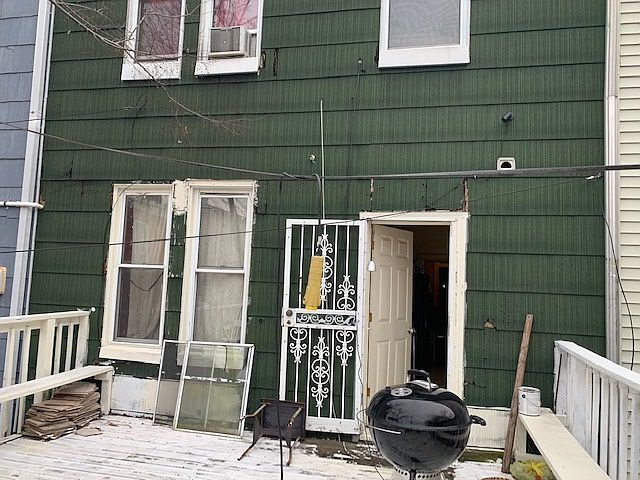 2nd image of 2545 Kennedy Blvd
