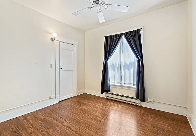 115 Bellevue Ave E #105 — Photo 9