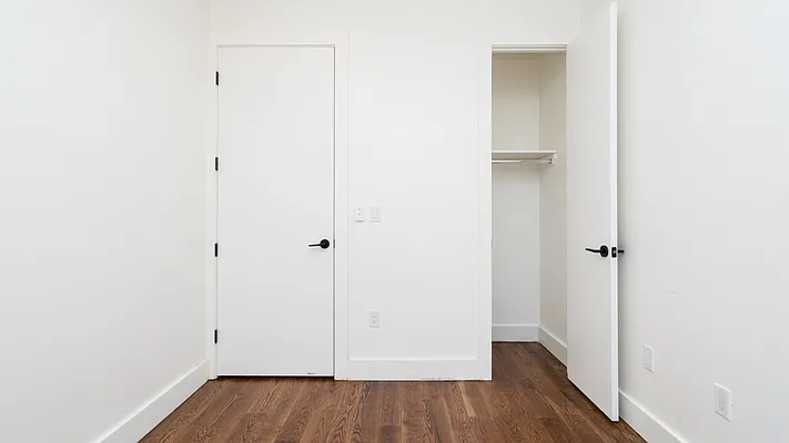 Rented by Nooklyn NYC LLC | media 95