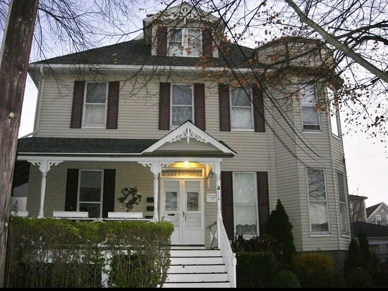 118 Franklin St #2 — Photo 1