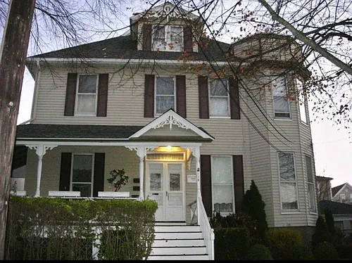 118 Franklin St Photo 1