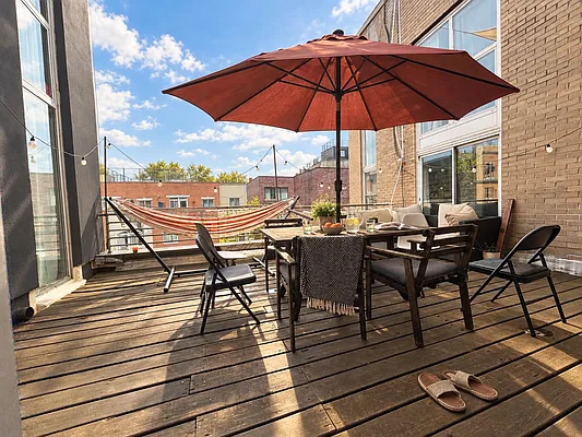 Outdoor, photo 1