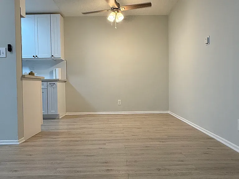 3145 S Canfield Ave #2 — Photo 4