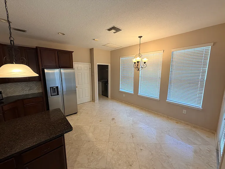 6608 Newport Palms Ct — Photo 4