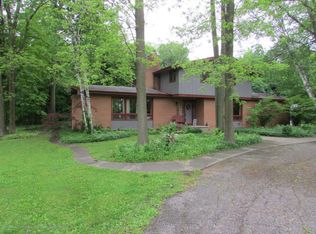 2775 Darling Rd, Mason, MI 48854