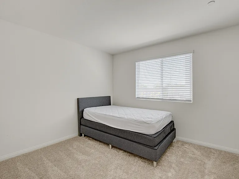6924 Spicy Merlot St — Photo 19