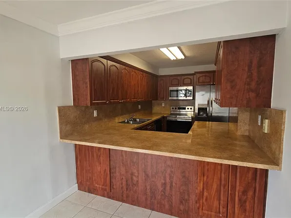 5800 SW 127th Ave APT 2109, Miami, FL 33183