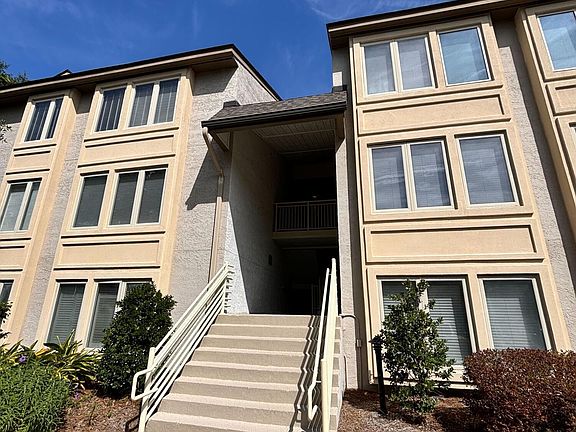 2nd image of 4 Braddock Bluff Drive #1675