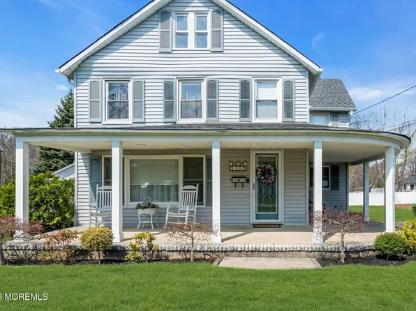 10 Lasatta Avenue, Englishtown, NJ 07726
