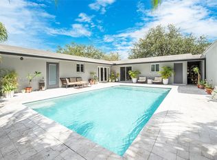 2221 N 46th Ave, Hollywood, FL 33021