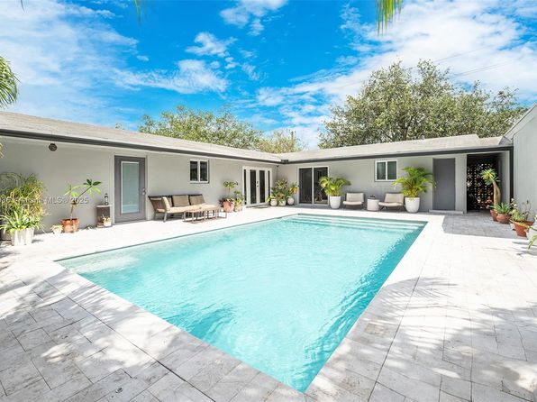 2221 N 46th Ave, Hollywood, FL 33021