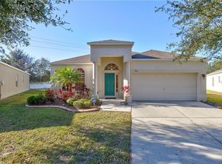 1851 Atlantic Dr, Ruskin, FL 33570