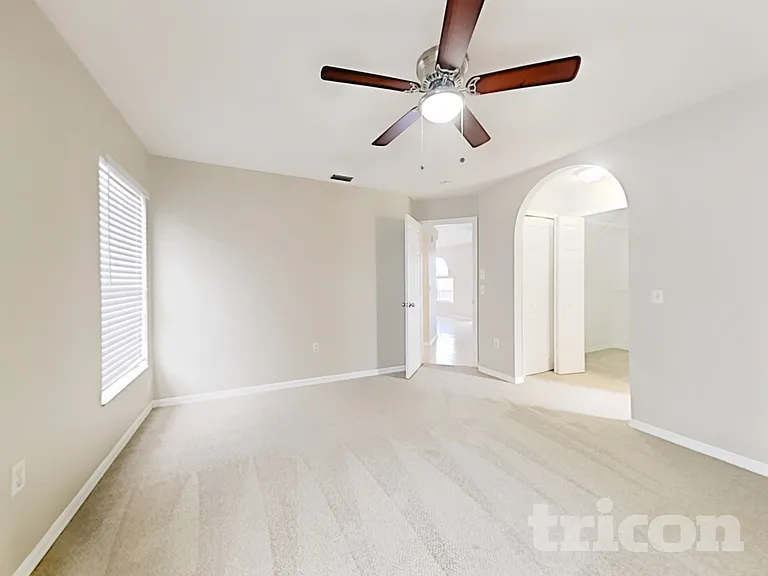 10499 Little St — Photo 7