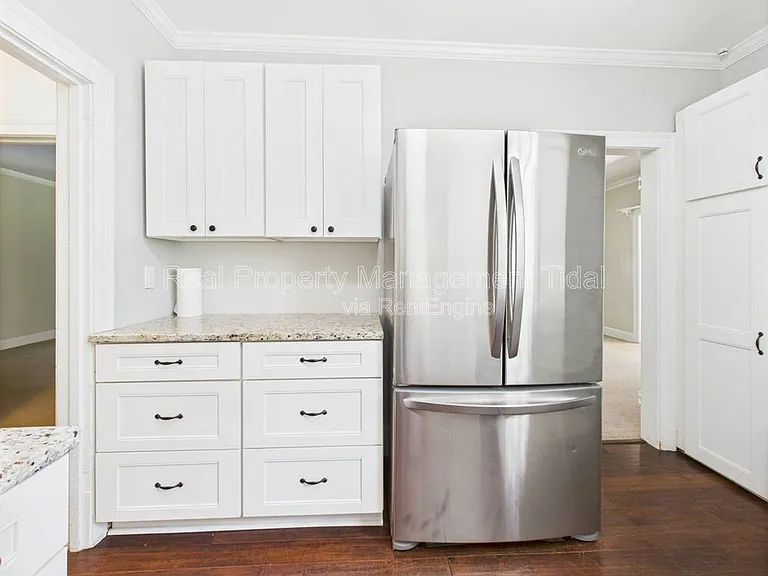 217 Palen Ave — Photo 7