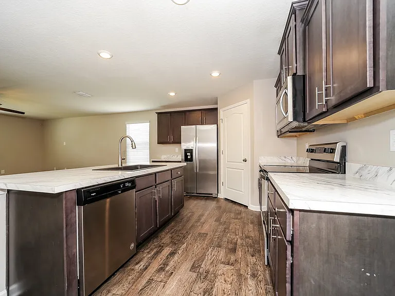 3586 Derby Forest Dr — Photo 7