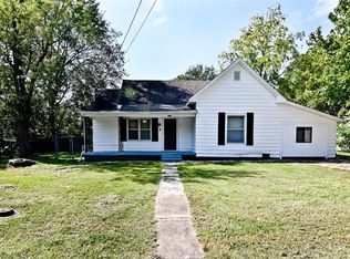 253 Garfield St, Lebanon, MO 65536