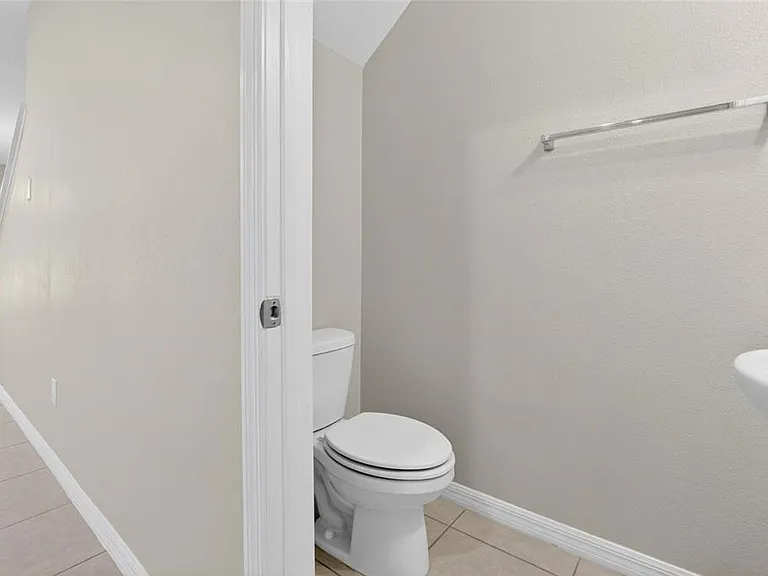 4718 Spatter Dock St — Photo 8