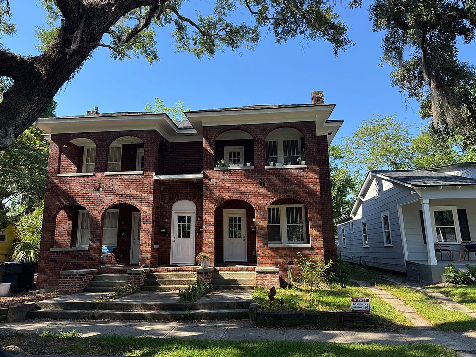 2nd image of 1211 E Anderson St #1