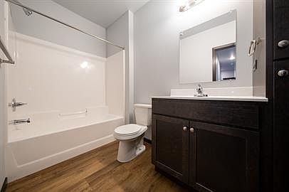 1st image of 633 4th Circle Dr SE #1