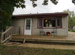 23 Liberty Blvd, Machesney Park, IL 61115