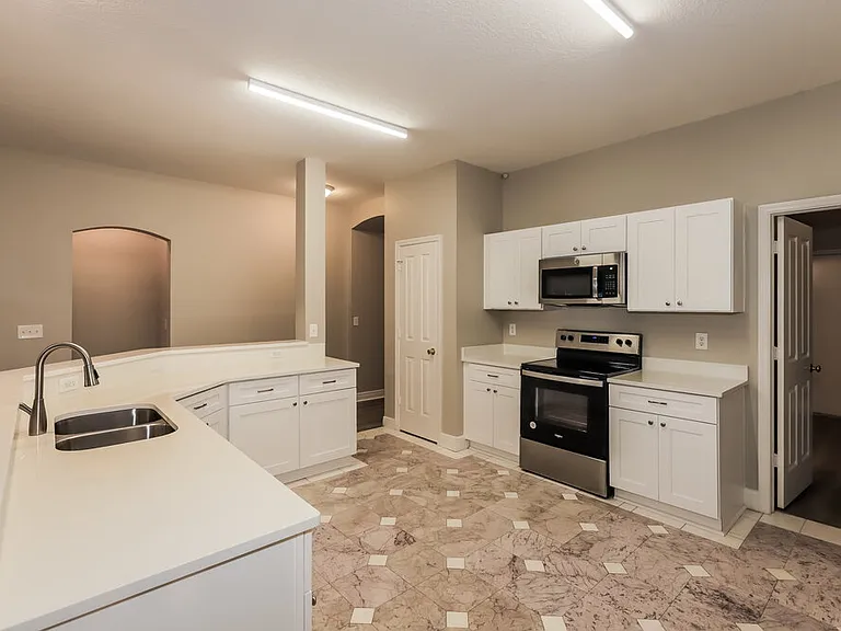 907 Pyrite Ct — Photo 6