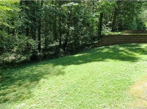 WOODED PRIVATE LOT
