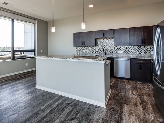 5th image of 730 S 8th St #Bbbbb4f64