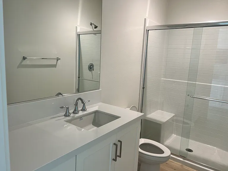 2643 Macbeth Ave #2 — Photo 5