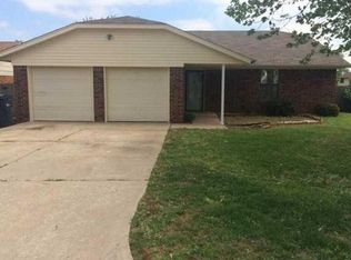 8700 Tracy Dr, Oklahoma City, OK 73132