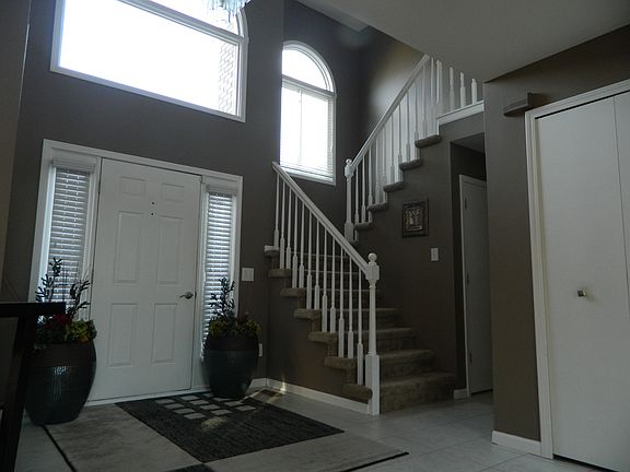 3rd image of 52481 Sawmill Creek Dr