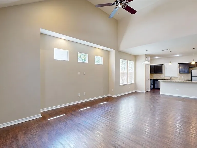 205A Sterling St — Photo 2