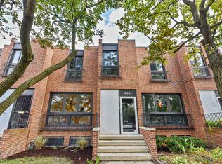 934 E 55th St, Chicago, IL 60615