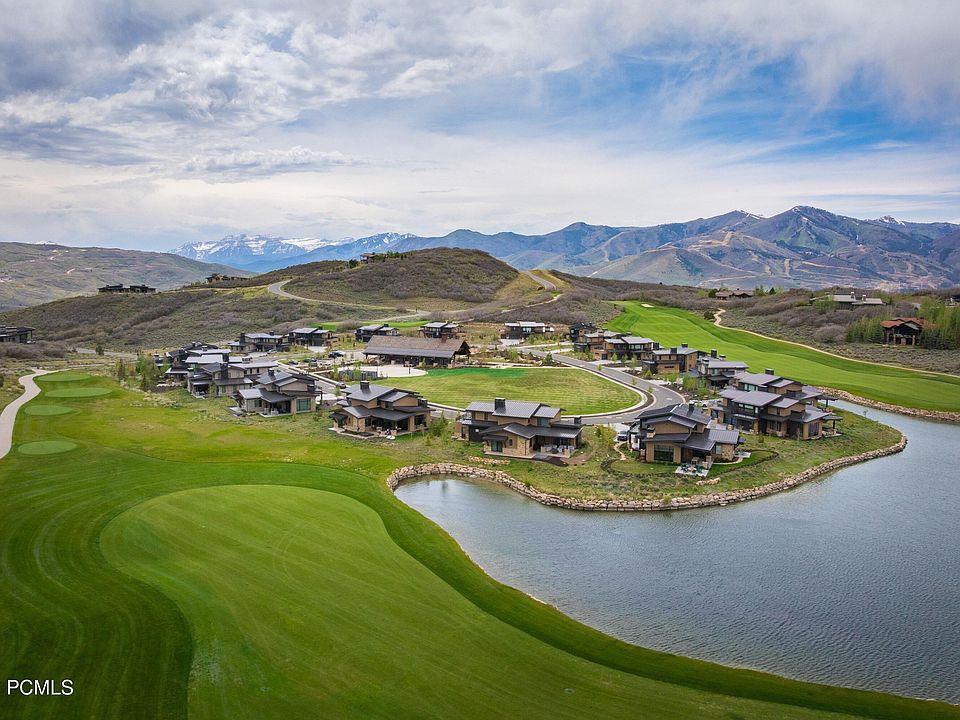ナカと部屋ページ 9564 N Midnight Ct, Kamas, UT 84036 | Zillow