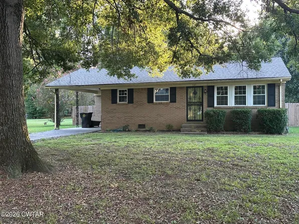 131 Eastlawn Dr, Dyersburg, TN 38024