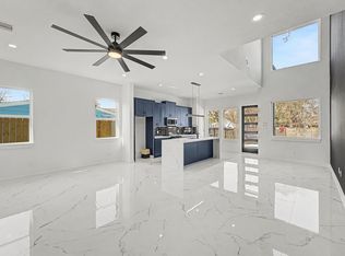 5034 Pershing St #A, Houston, TX 77033