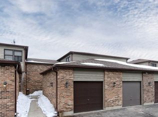 4003 W Lillian St, McHenry, IL 60050