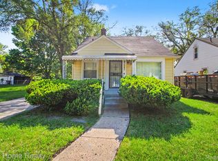 18426 Winthrop St, Detroit, MI 48235