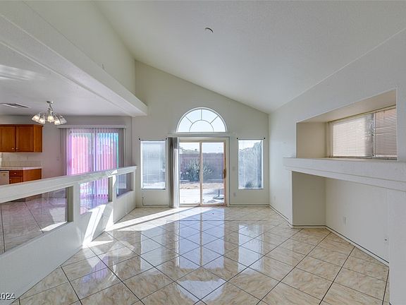 5th image of 7440 Aurora Glow St